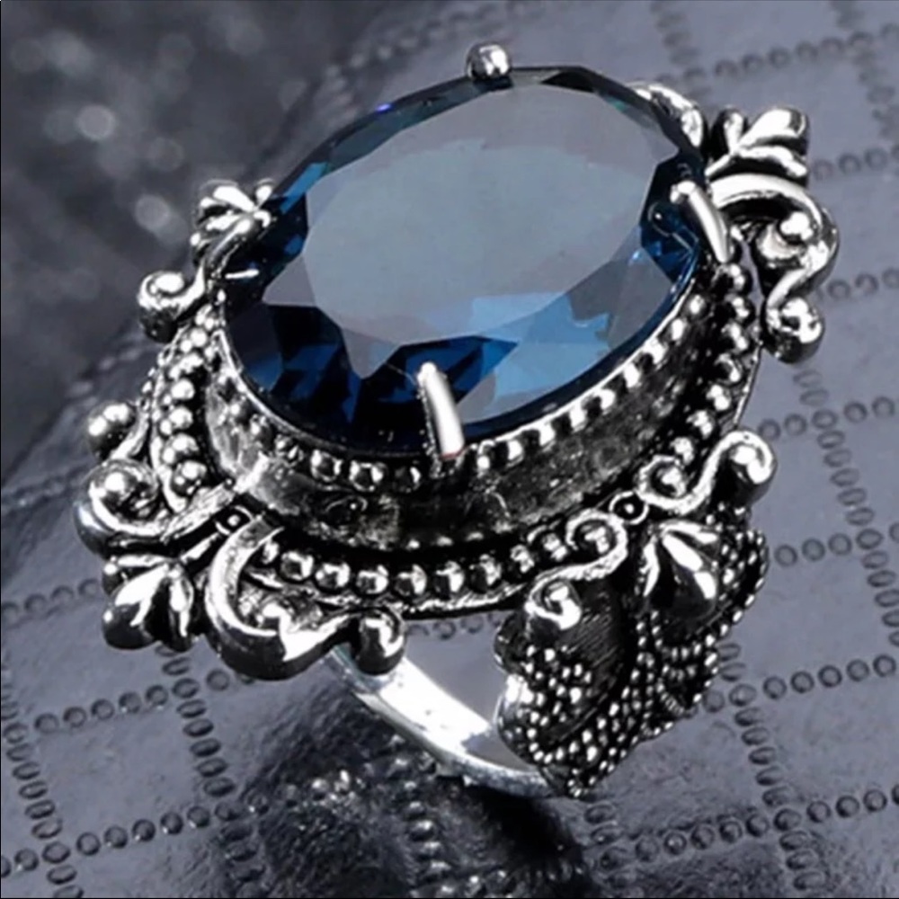 New Vintage retro Blue Color  Fashion Ring